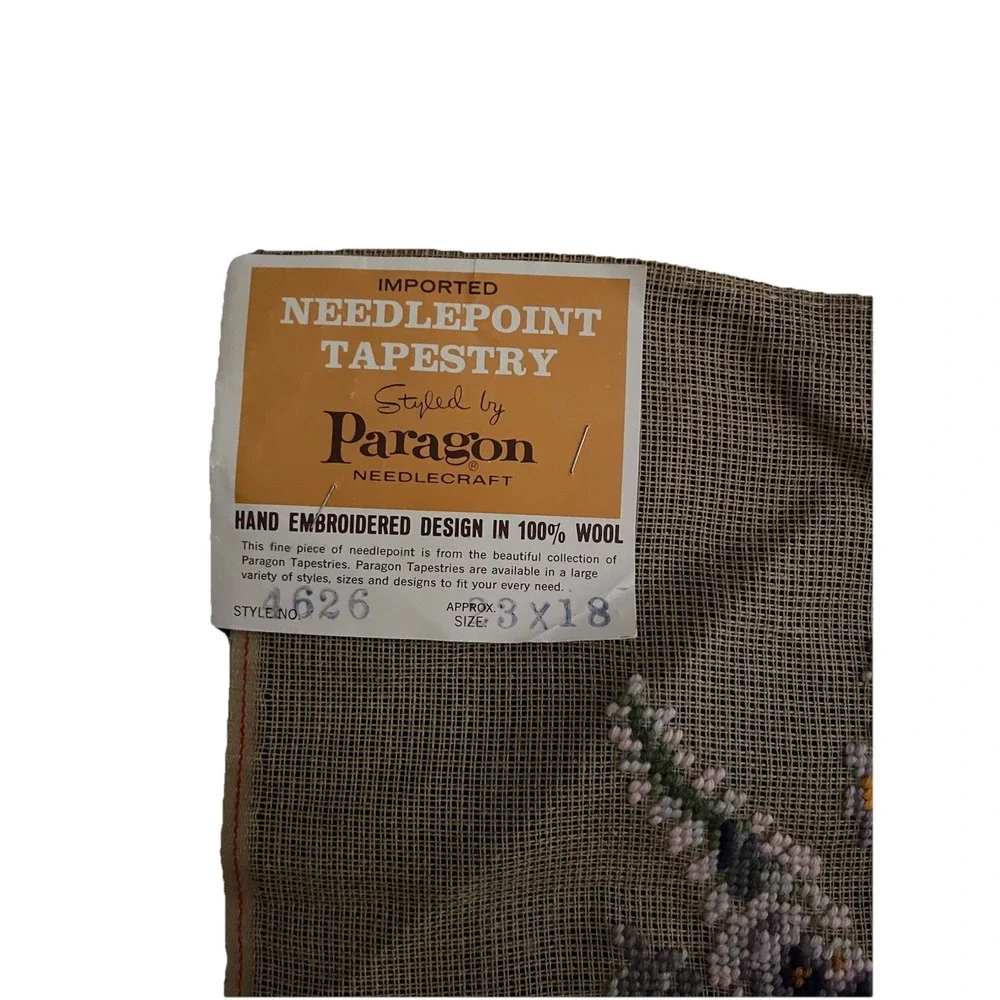 Paragon Needlepoint Tapestry Hand Embroidered 100% Wool  Flowers 18 X 29